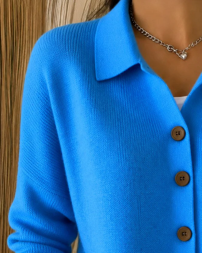 Alessia | Cardigan in Maglia con Colletto e Bottoni da Donna - Image 2