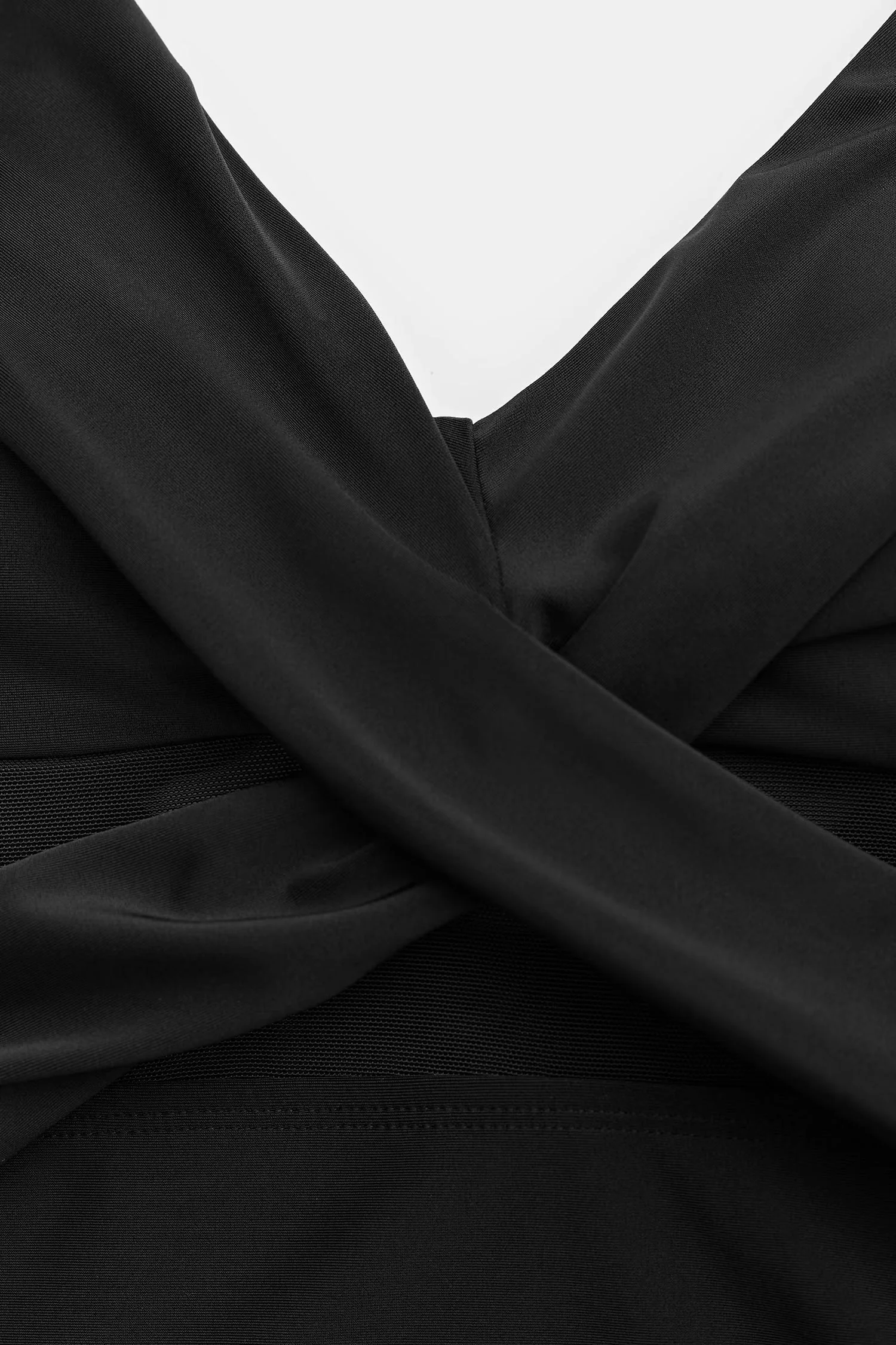 Alice | Costume intero push-up moderno ed elegante - Image 6