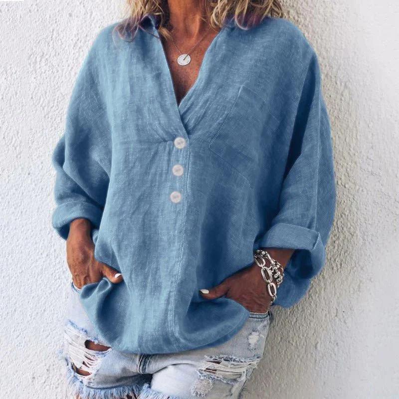 Angelika | Elegante blusa oversize in cotone con scollo a V - Image 2
