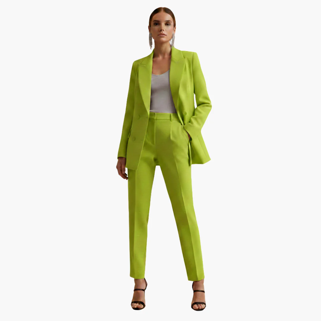 Camilla | Completo blazer doppiopetto sartoriale ed elegante - Image 7
