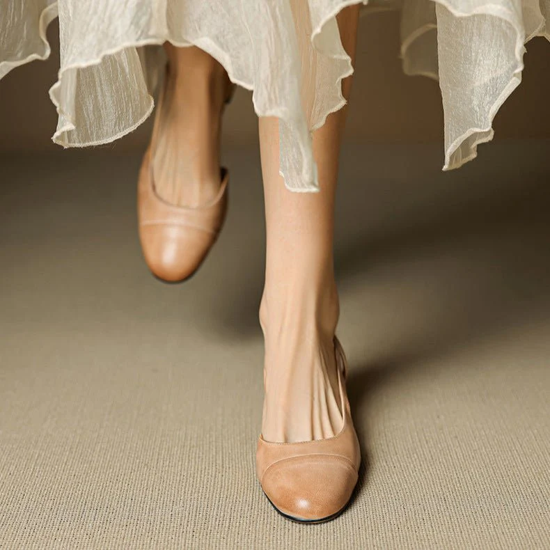 Camilla | Decolleté raffinate ed eleganti in vera pelle con tacco largo - Image 3