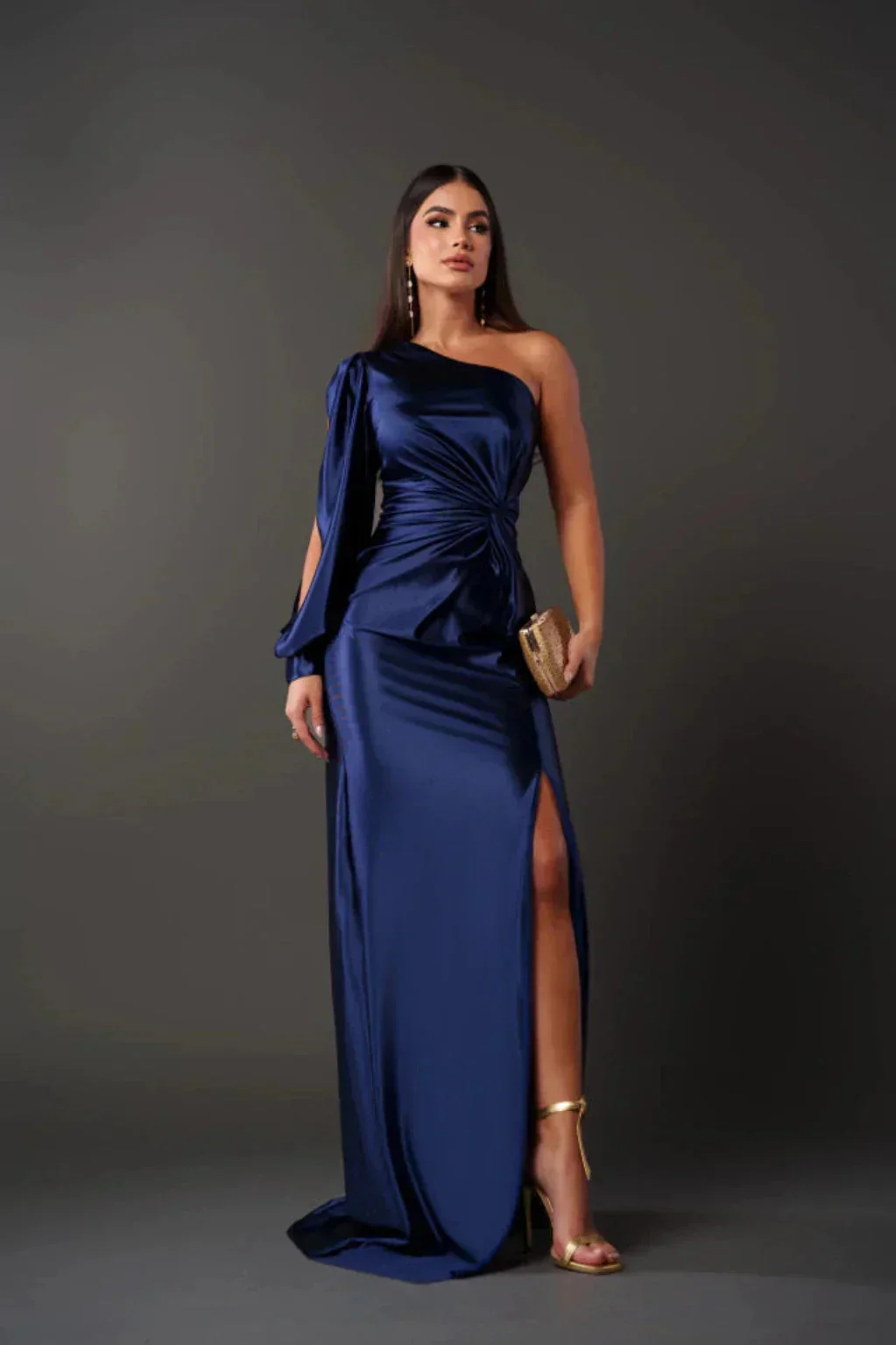 Chiara | Abito asimmetrico in raso elegante e sensuale - Image 16