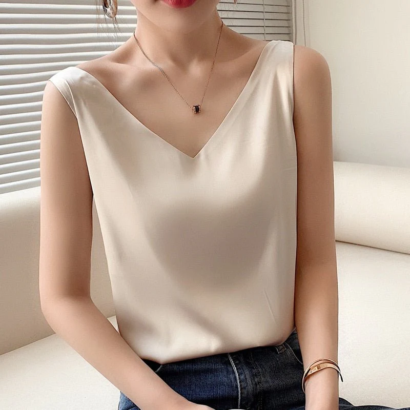 Christine | Elegante Top Canotta in Seta di Lusso e alla Moda - Image 7