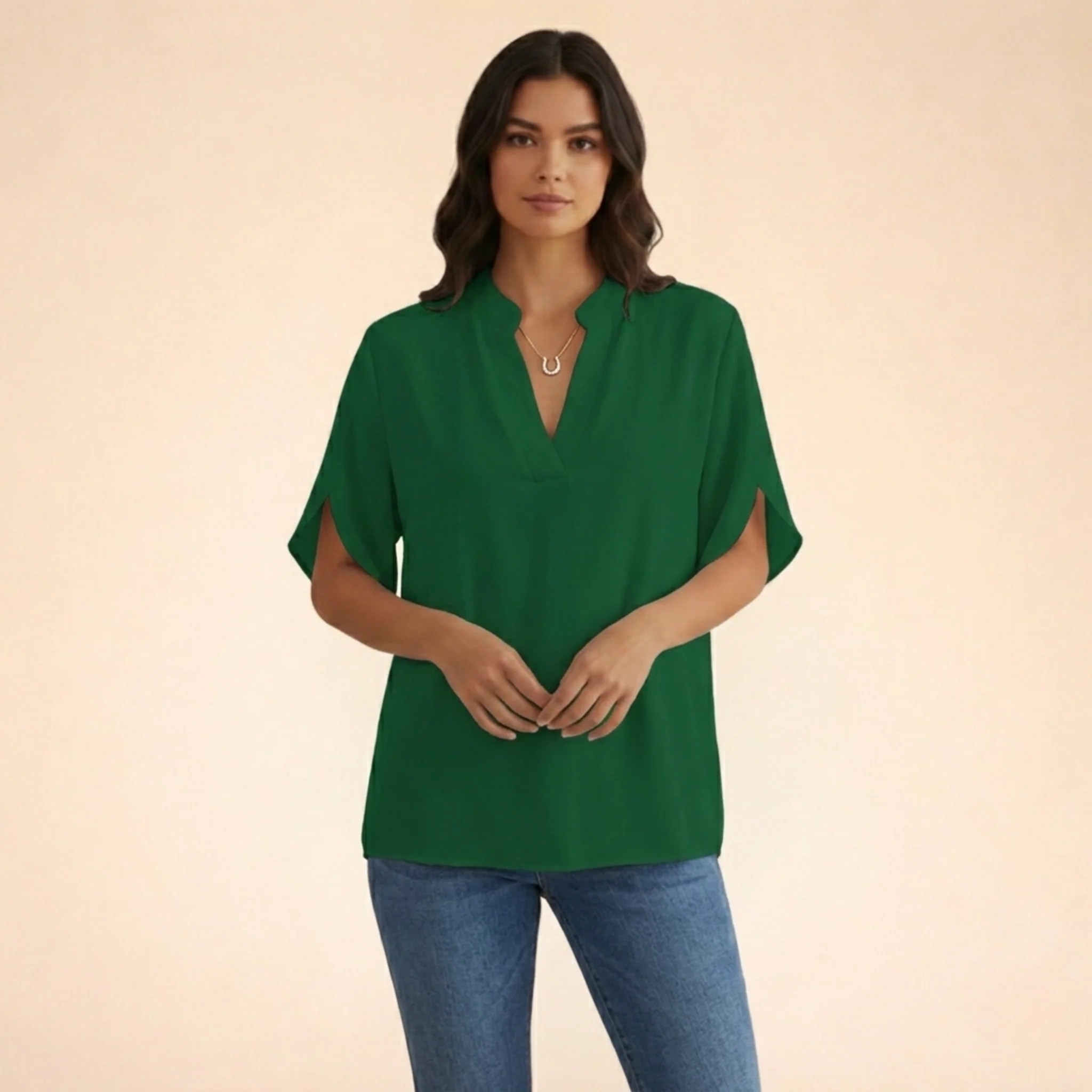 Donatella | Elegante camicetta da donna con scollo a V - Image 10