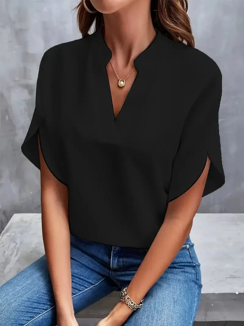 Donatella | Elegante camicetta da donna con scollo a V - Image 4