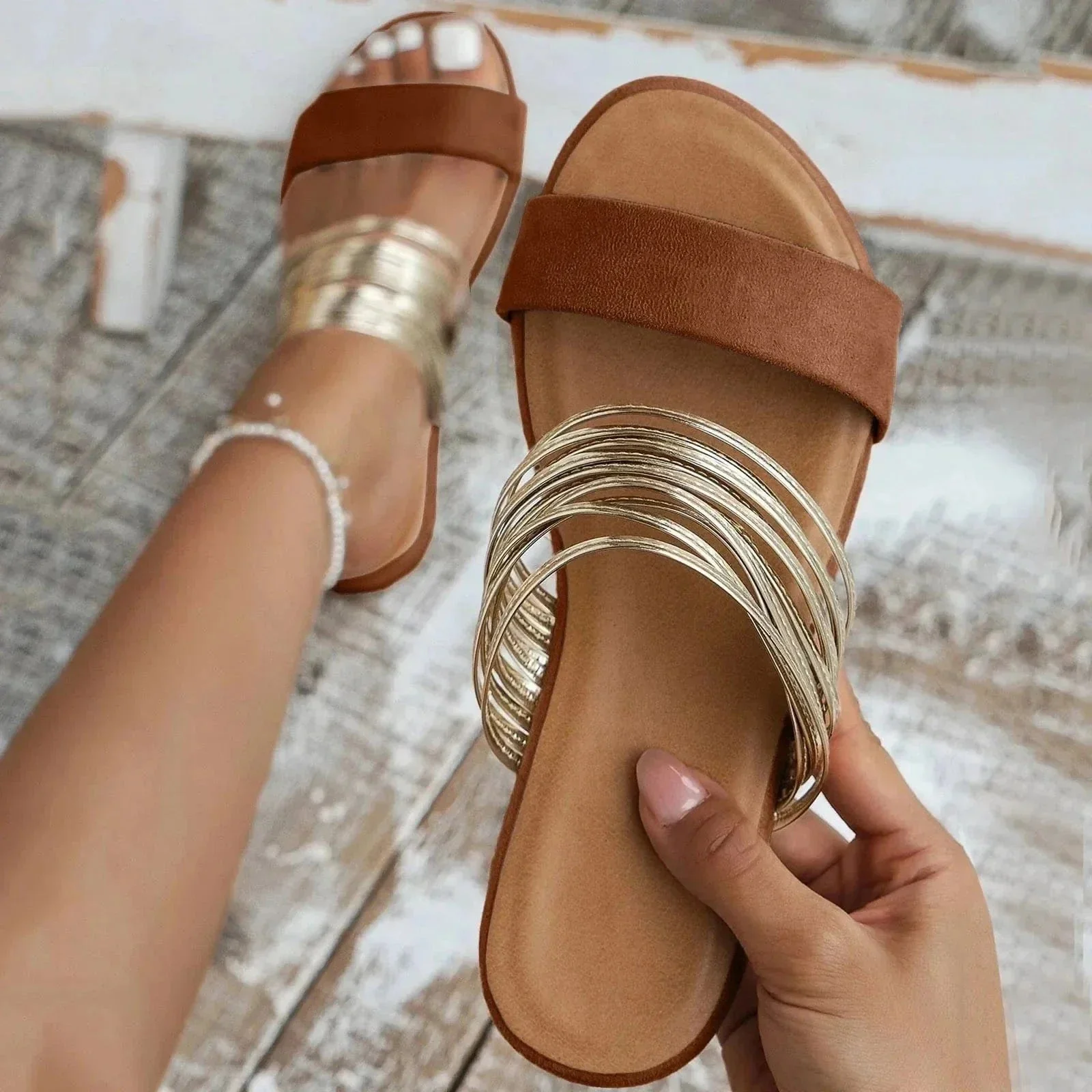 Eleanor | Moderni e leggeri sandali Ortopedico slip on da donna - Image 3