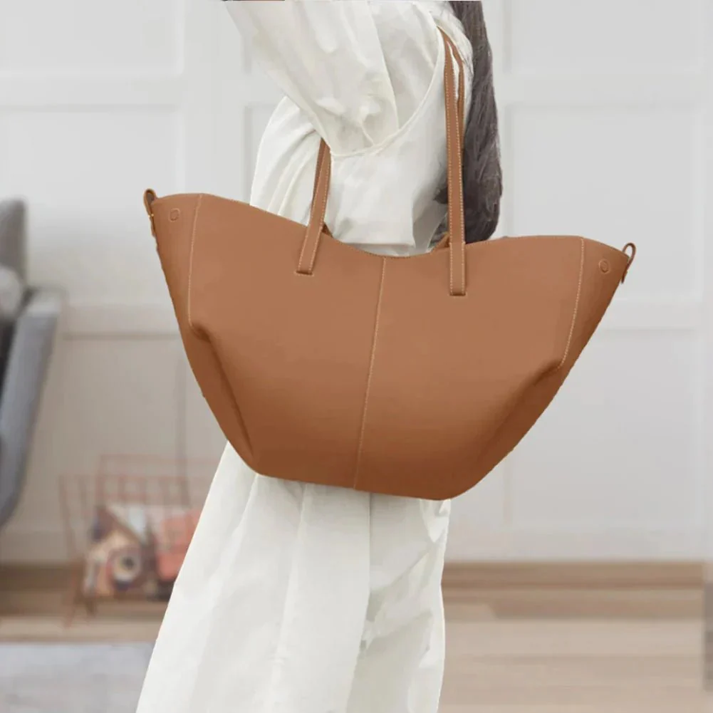 Elena | Borsa tote elegante in ecopelle con design a mezzaluna - Image 2