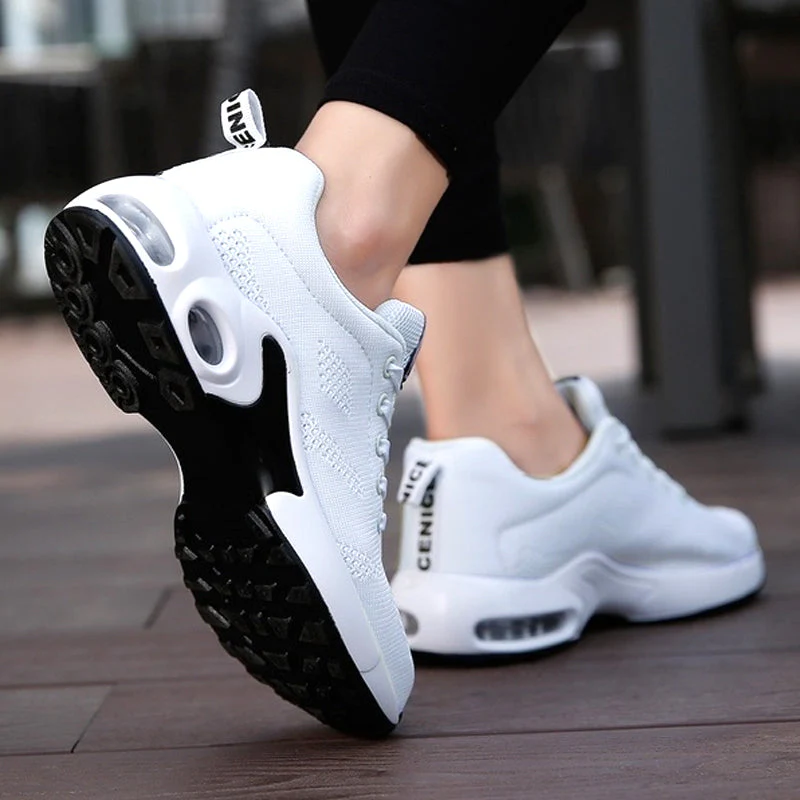 Emilia | Sneakers sportive Flyknit ergonomiche e traspiranti - Image 6