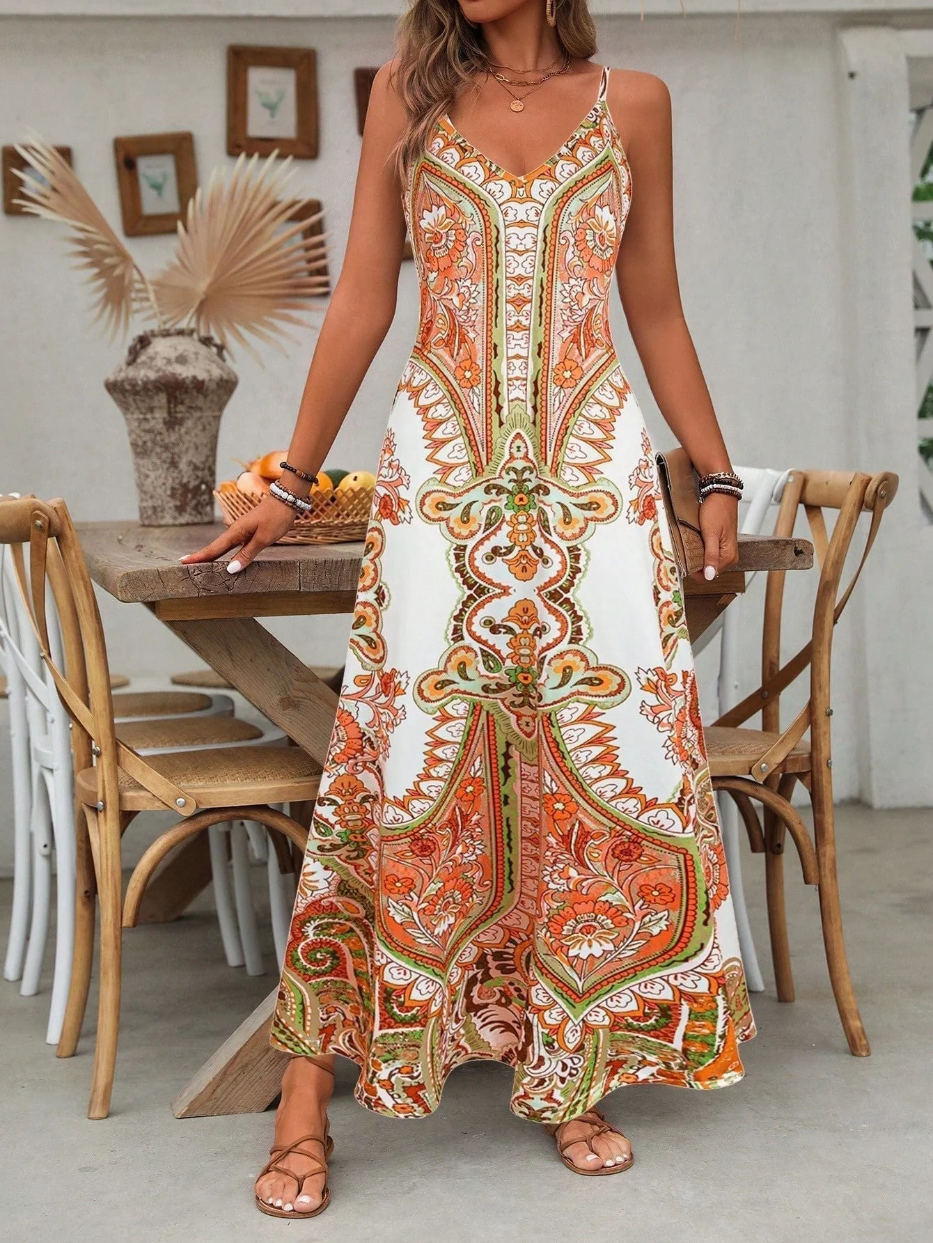 Isabella | Maxi Abito Mediterraneo con Motivo Paisley - Image 5