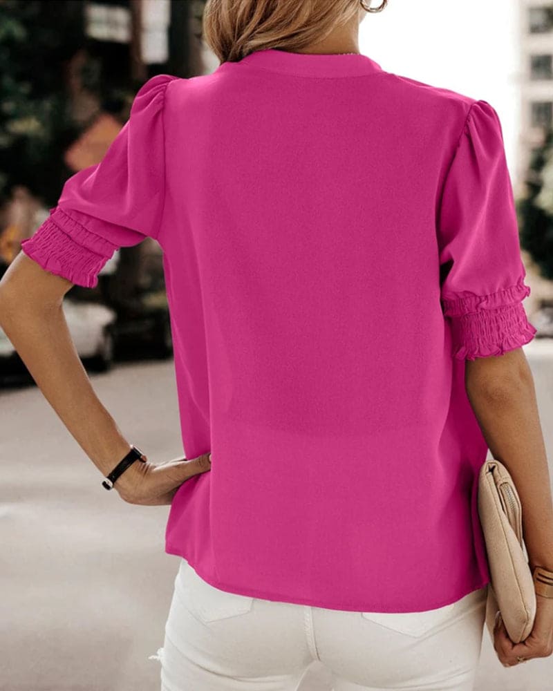 Karolin | Blusa fucsia elegante con scollo a V e maniche a sbuffo - Image 7
