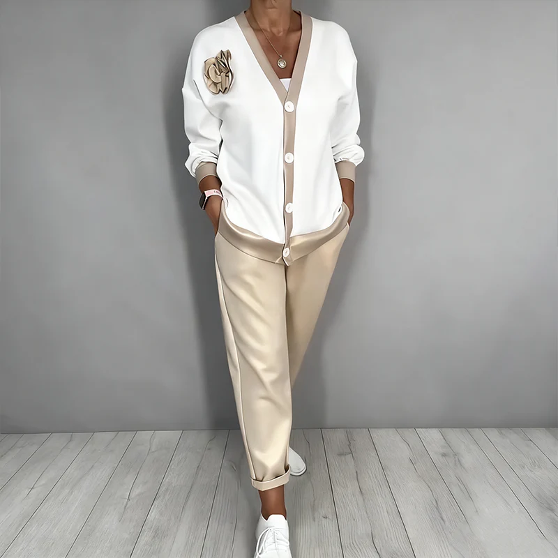 Luisa | Set Cardigan e Top Coordinato con Accenti Floreali - Image 4