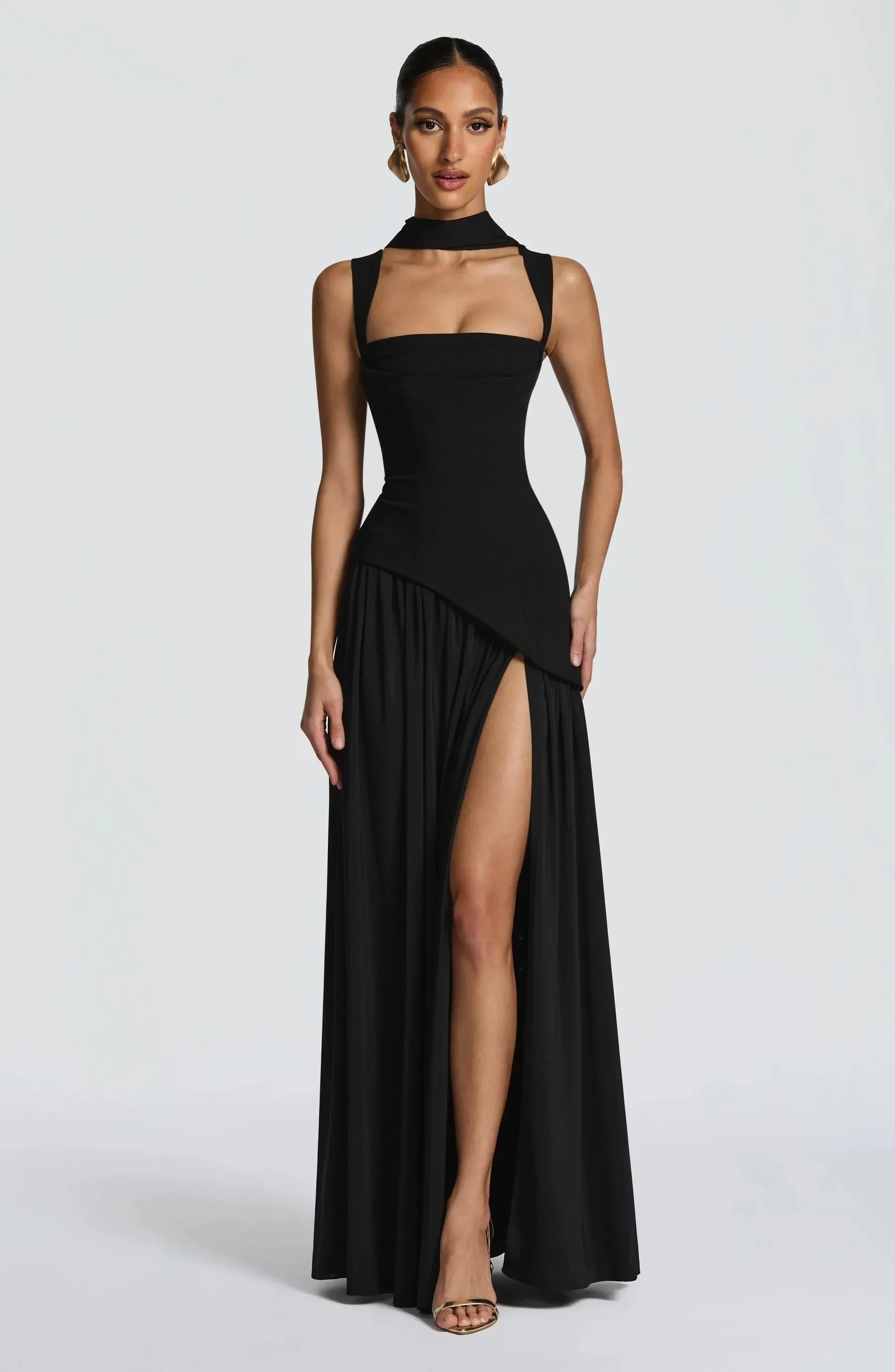 Olivia | Abito maxi elegante e glamour con scollo quadrato - Image 2