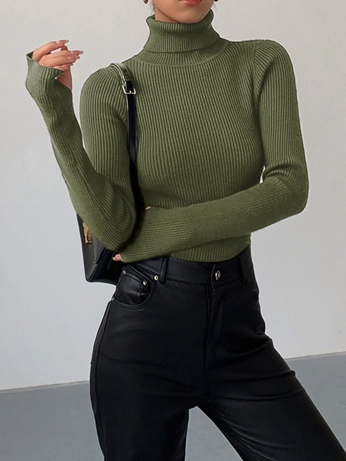 Serena | Maglione Dolcevita a Coste Leggero da Donna - Image 10
