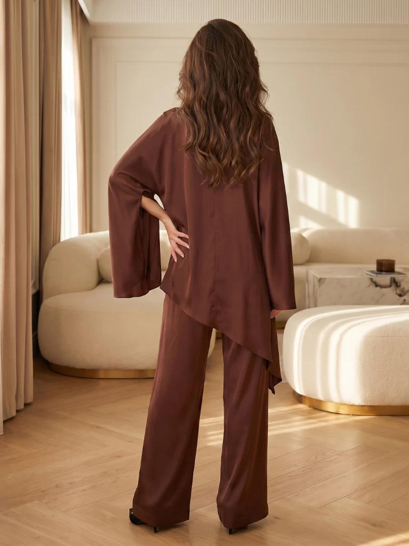 Sofia | Set Tunica Drappeggiata e Pantaloni Fluidi a Gamba Larga - Image 4
