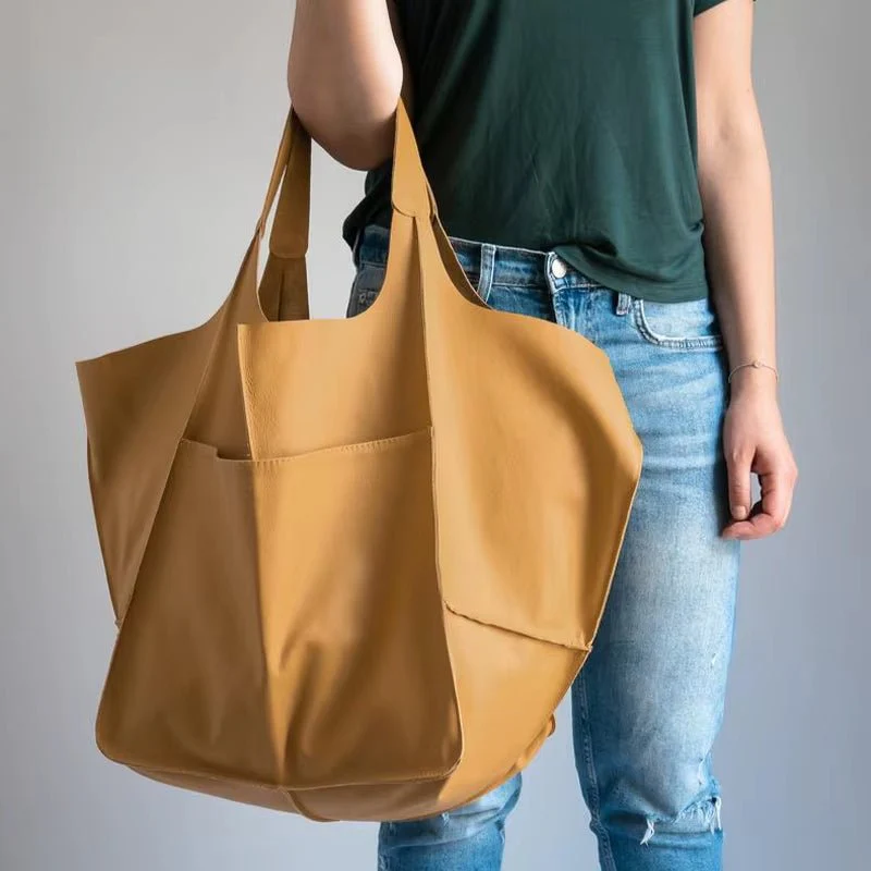 Sophia | Borsa tote strutturata in ecopelle vegana - Image 11