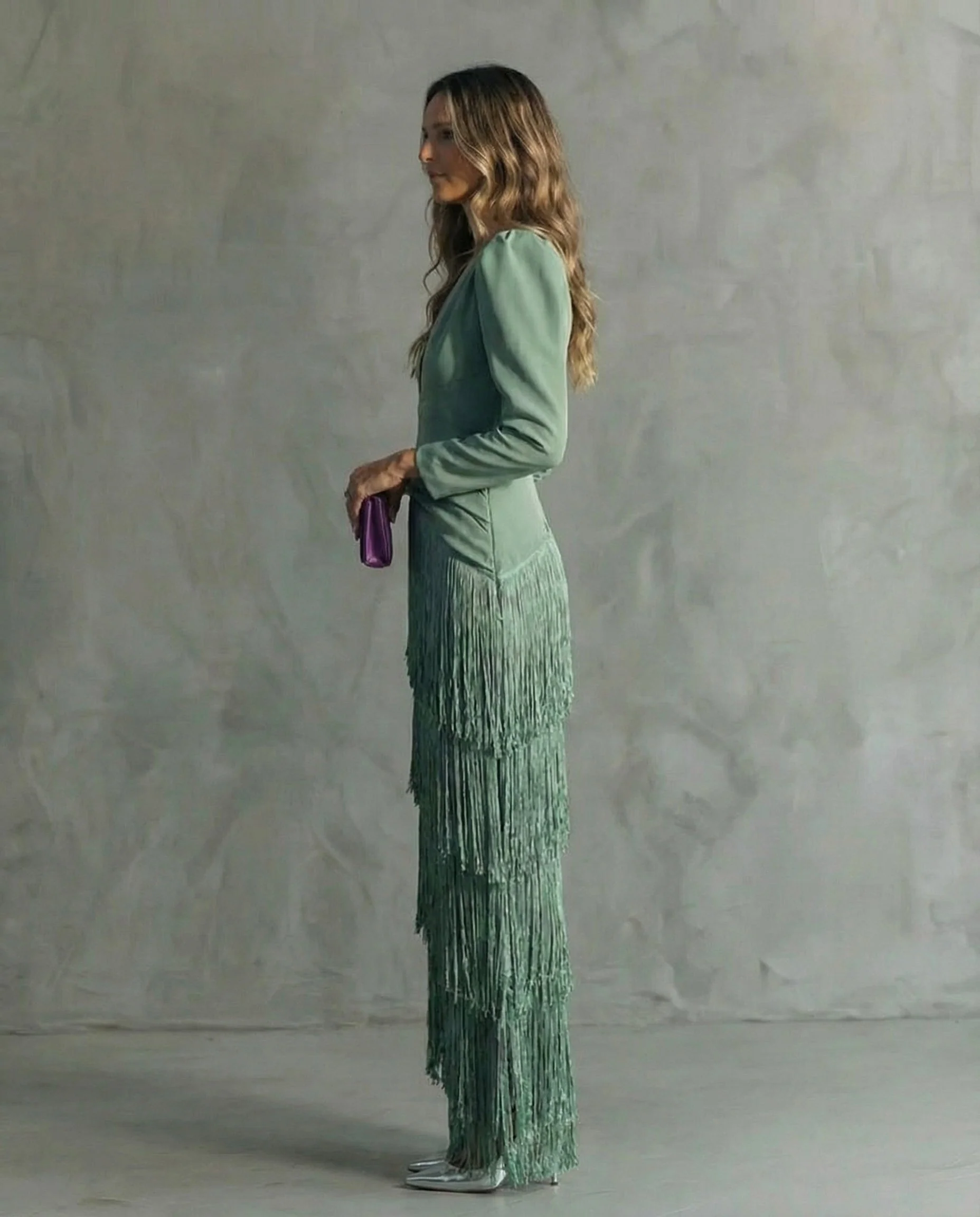 Valentina | Elegante Abito Maxi con Frange e Scollo a V - Image 5