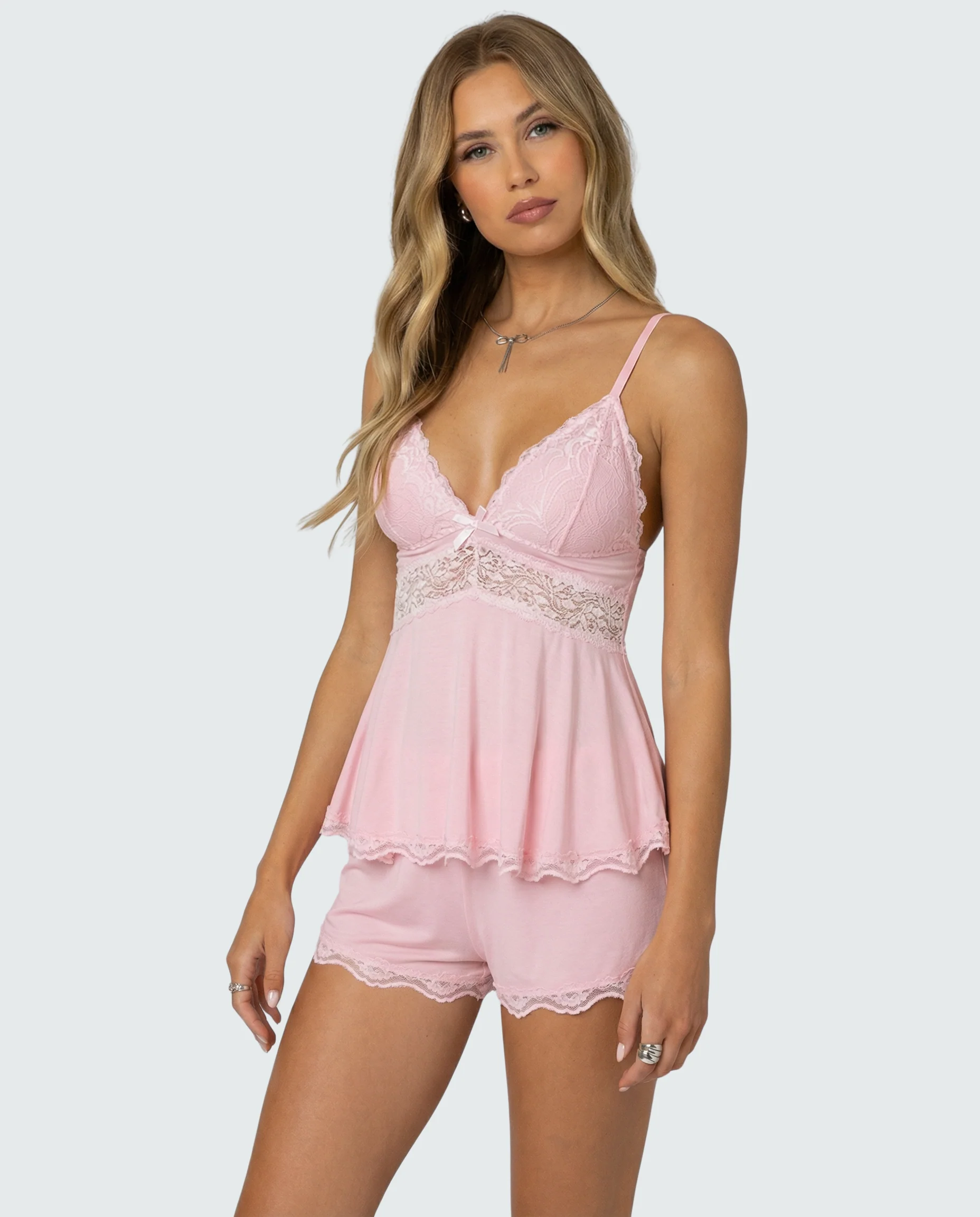 Valentina | Un completo in pizzo elegante e delicato - Image 2